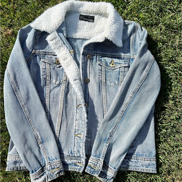 Stonewashed Jean Denim jacket Articles of Society Lisa L faux Sherpa trucker - Picture 1 of 10
